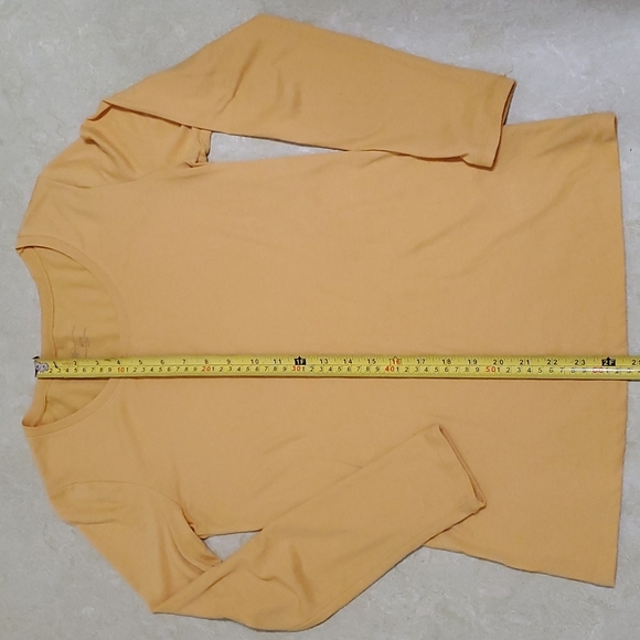 bundle of 2 tees, junior's M - Picture 4 of 10